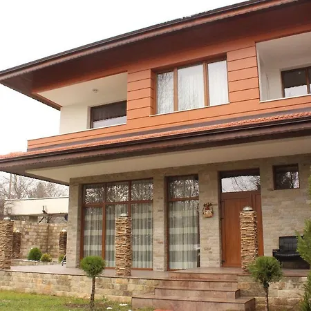 Club House Artemida Pensiune Praveț