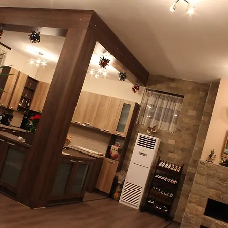 Club House Artemida Pensiune Praveț