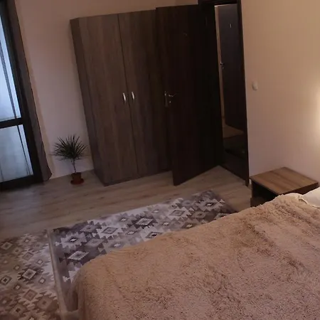 Club House Artemida Pensiune Praveț